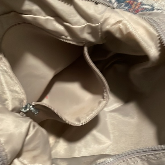 Kipling Crossbody - Picture 6 of 6